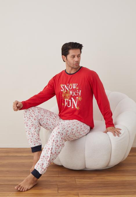 Pijama barbati Craciun "SNOW MUCH FUN" , maneca lunga ,pantaloni lungi,Culoare Rosu ,Engros